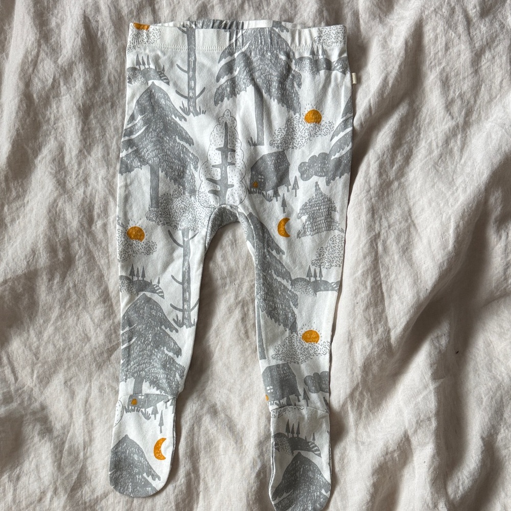 Wilson & Frenchy woodland footed leggings